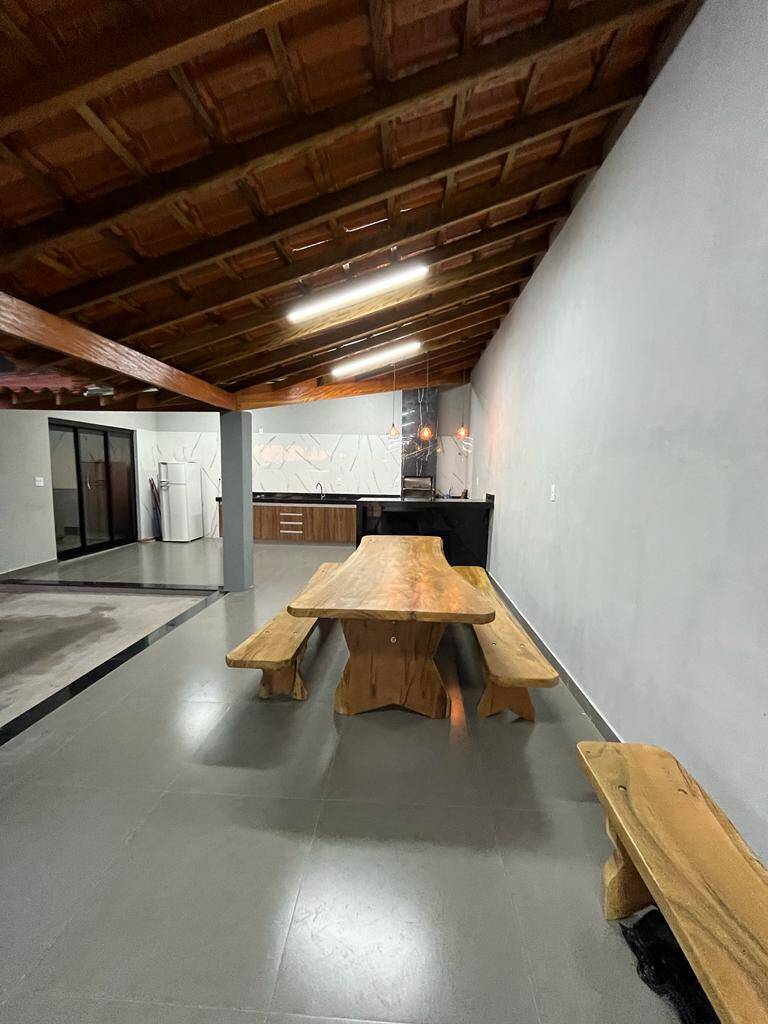 Casa à venda com 3 quartos, 260m² - Foto 5