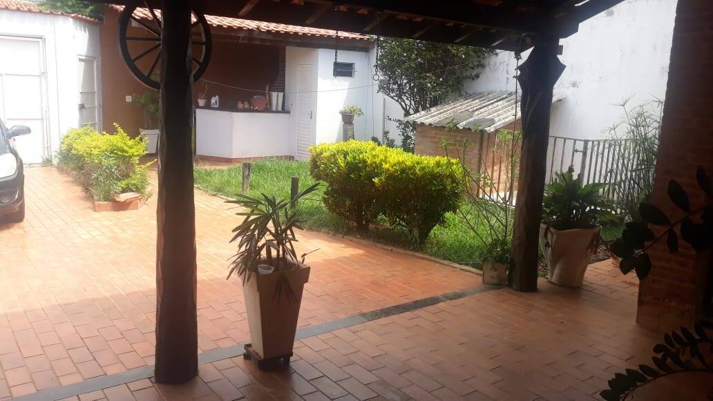 Casa à venda com 2 quartos - Foto 1