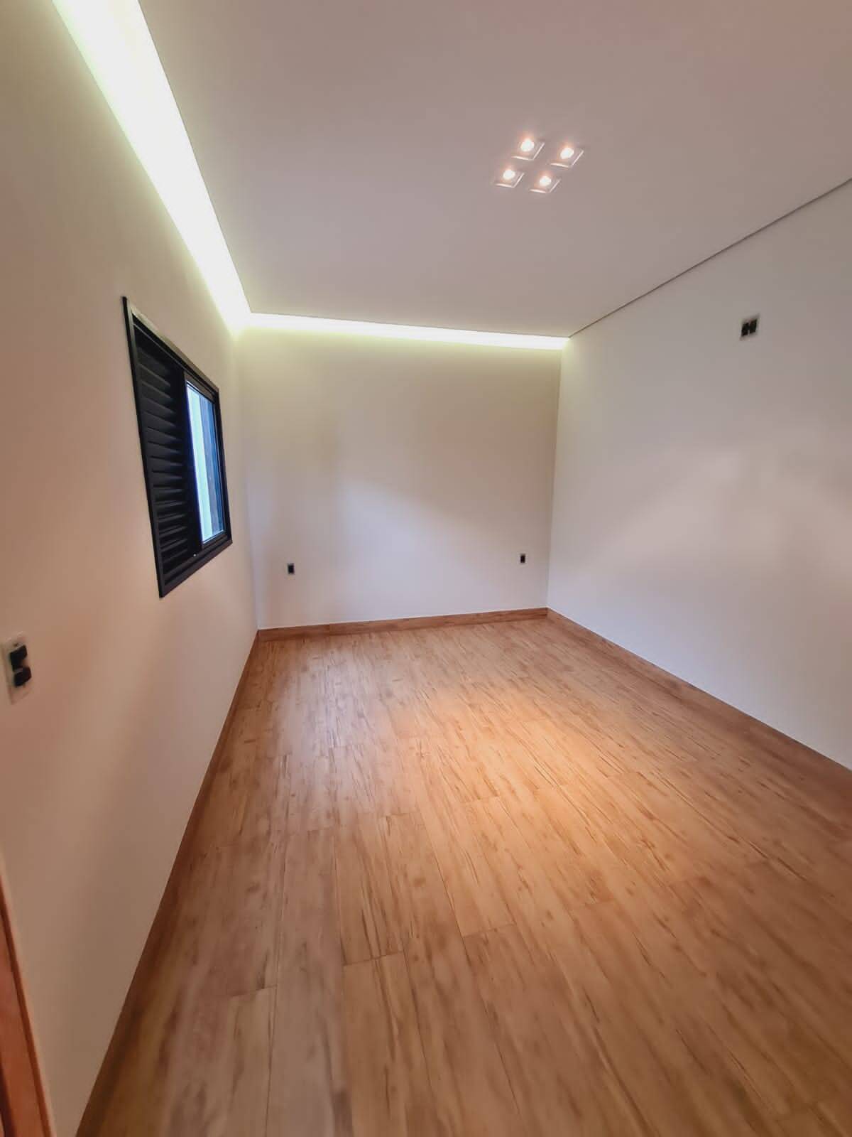 Casa à venda com 3 quartos, 144m² - Foto 14