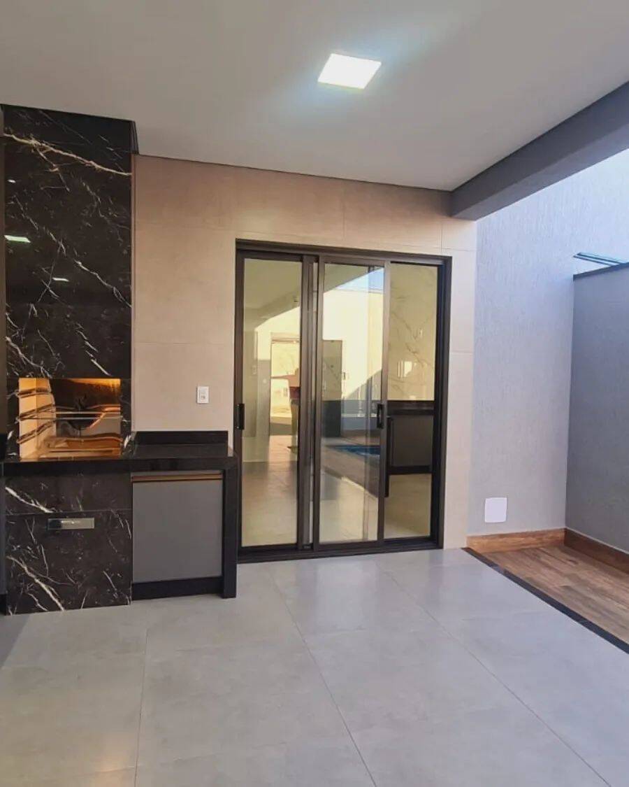 Casa à venda com 3 quartos, 200m² - Foto 5