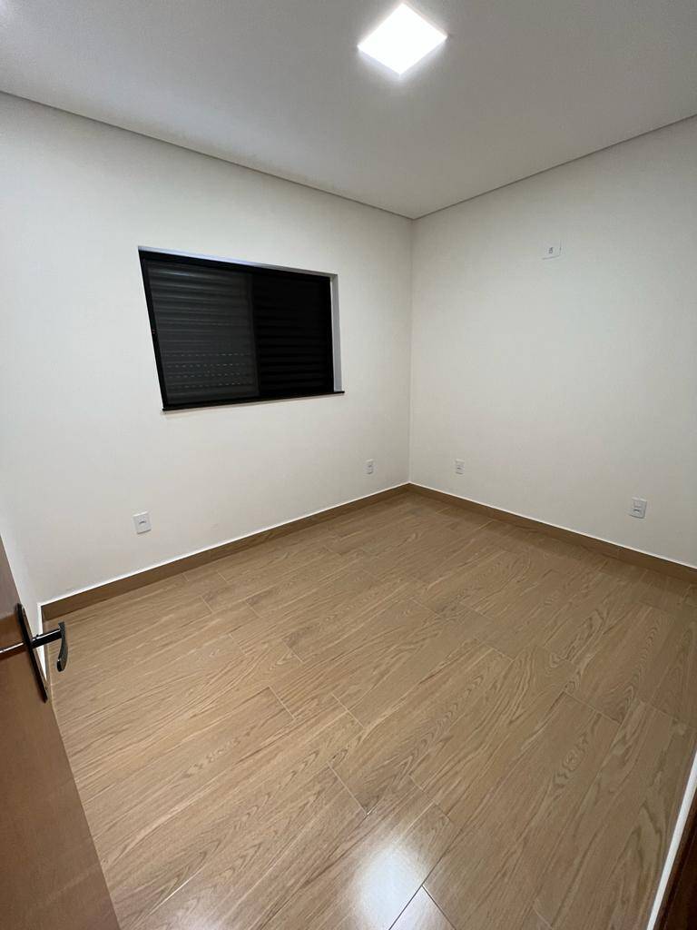 Casa à venda com 3 quartos, 134m² - Foto 14