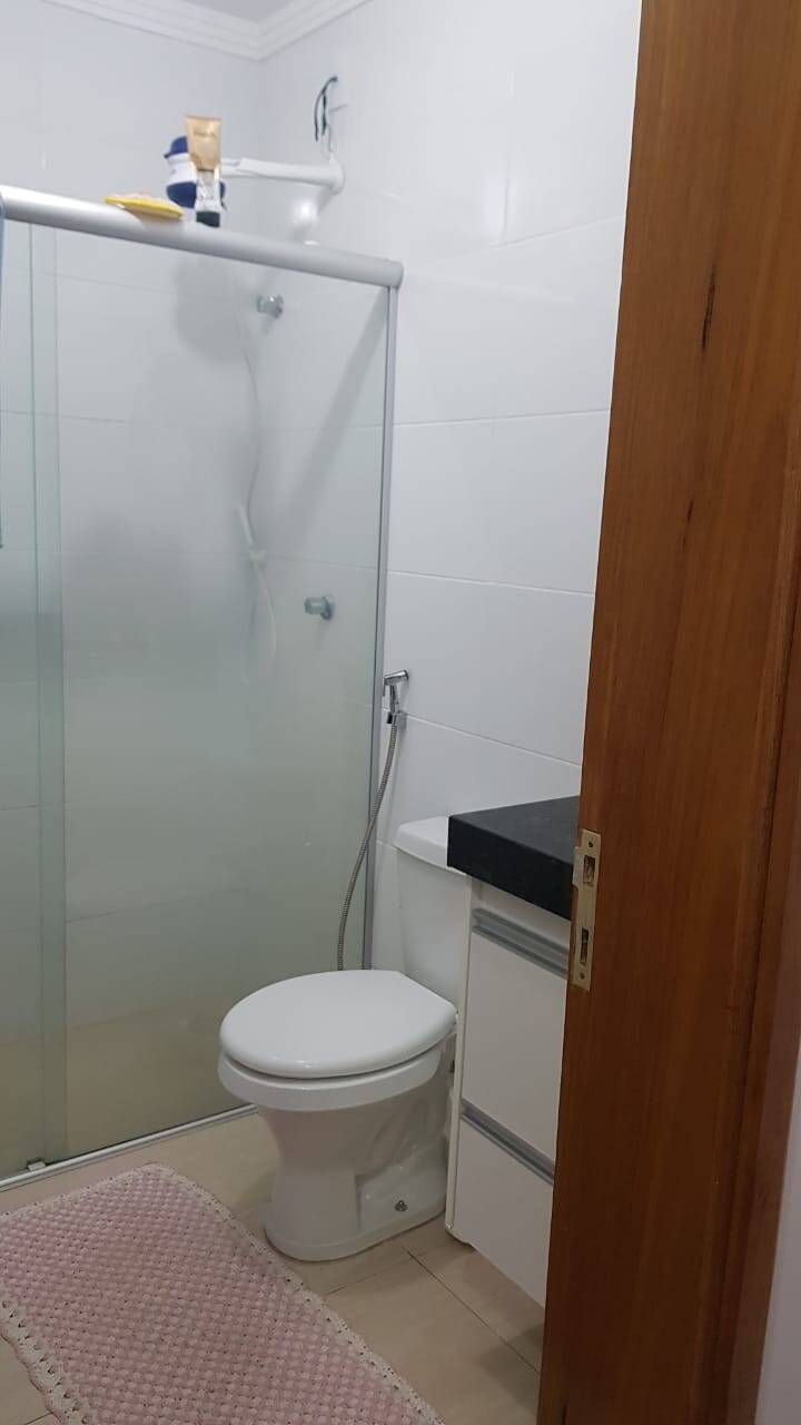 Apartamento à venda com 2 quartos, 74m² - Foto 2