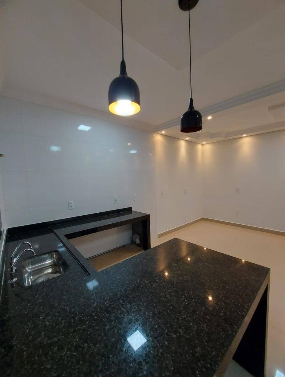 Casa à venda com 3 quartos, 92m² - Foto 9