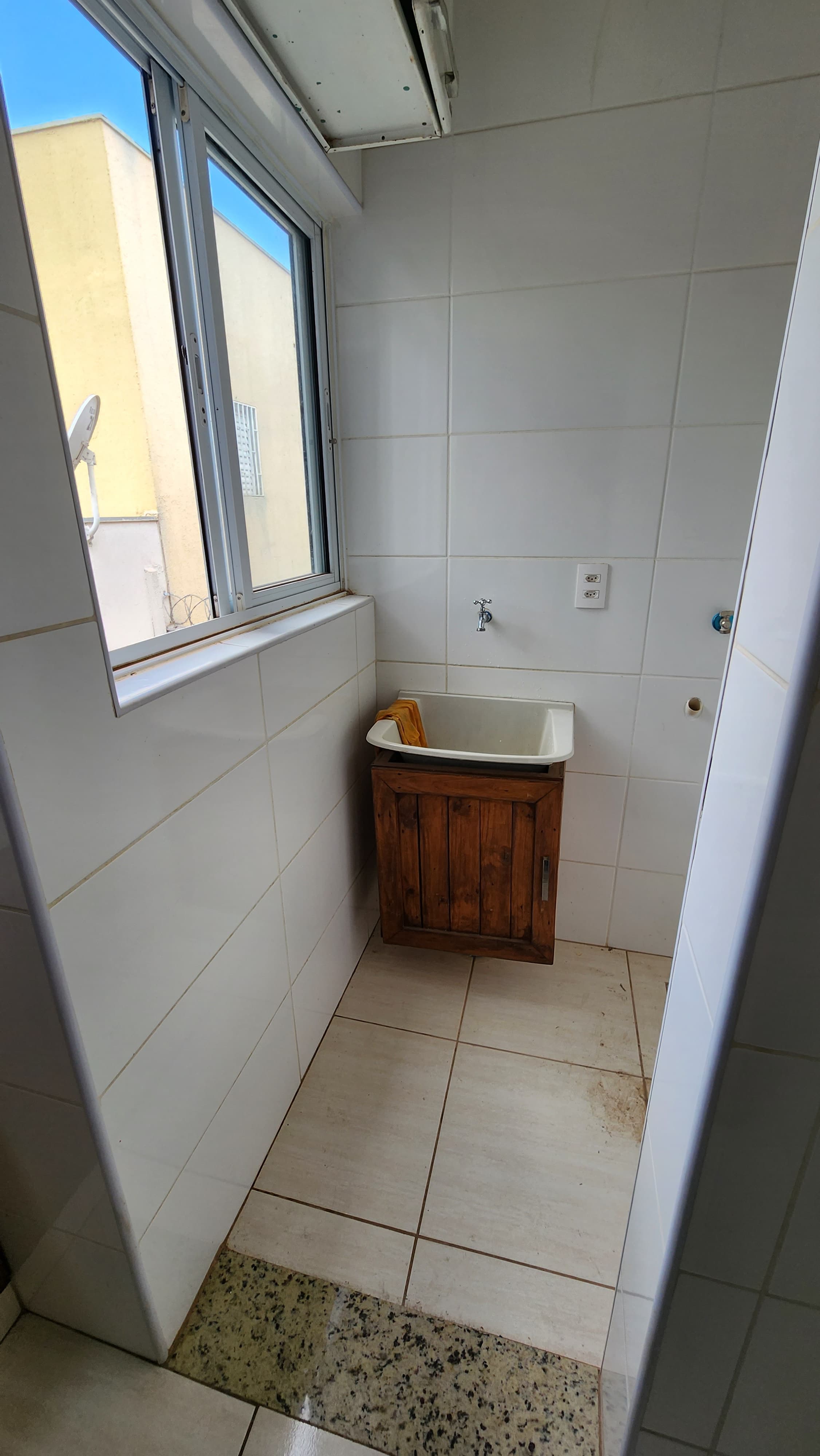 Apartamento à venda com 2 quartos, 56m² - Foto 3