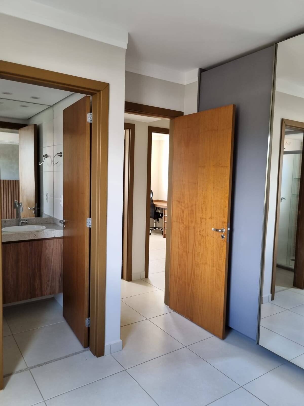 Apartamento à venda com 3 quartos - Foto 8