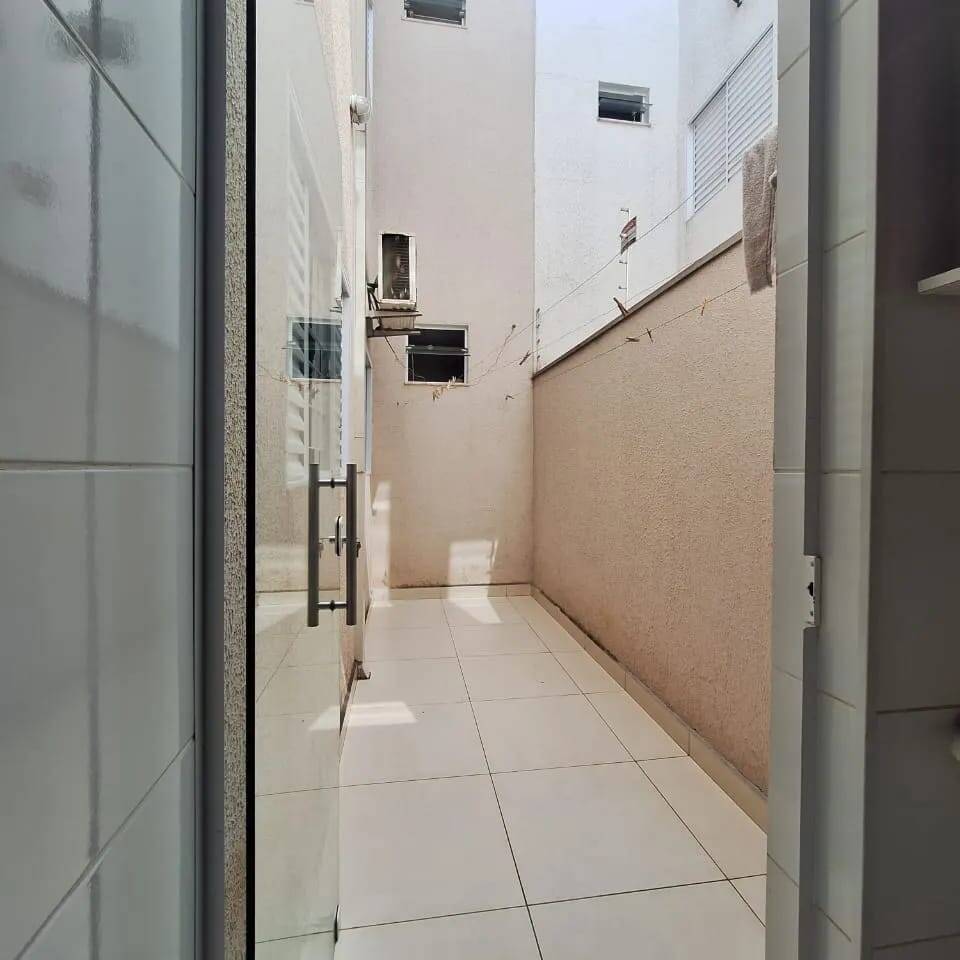 Apartamento à venda com 2 quartos - Foto 4