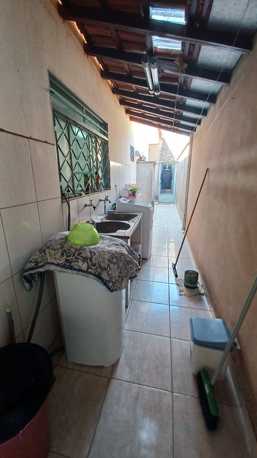 Casa à venda com 3 quartos, 200m² - Foto 10