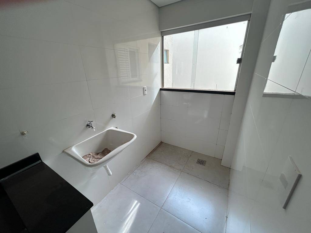 Apartamento à venda com 3 quartos, 84m² - Foto 6