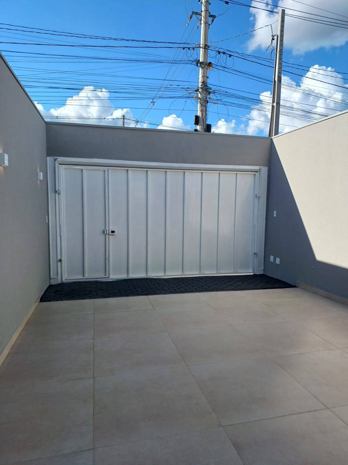 Casa à venda com 3 quartos, 77m² - Foto 9