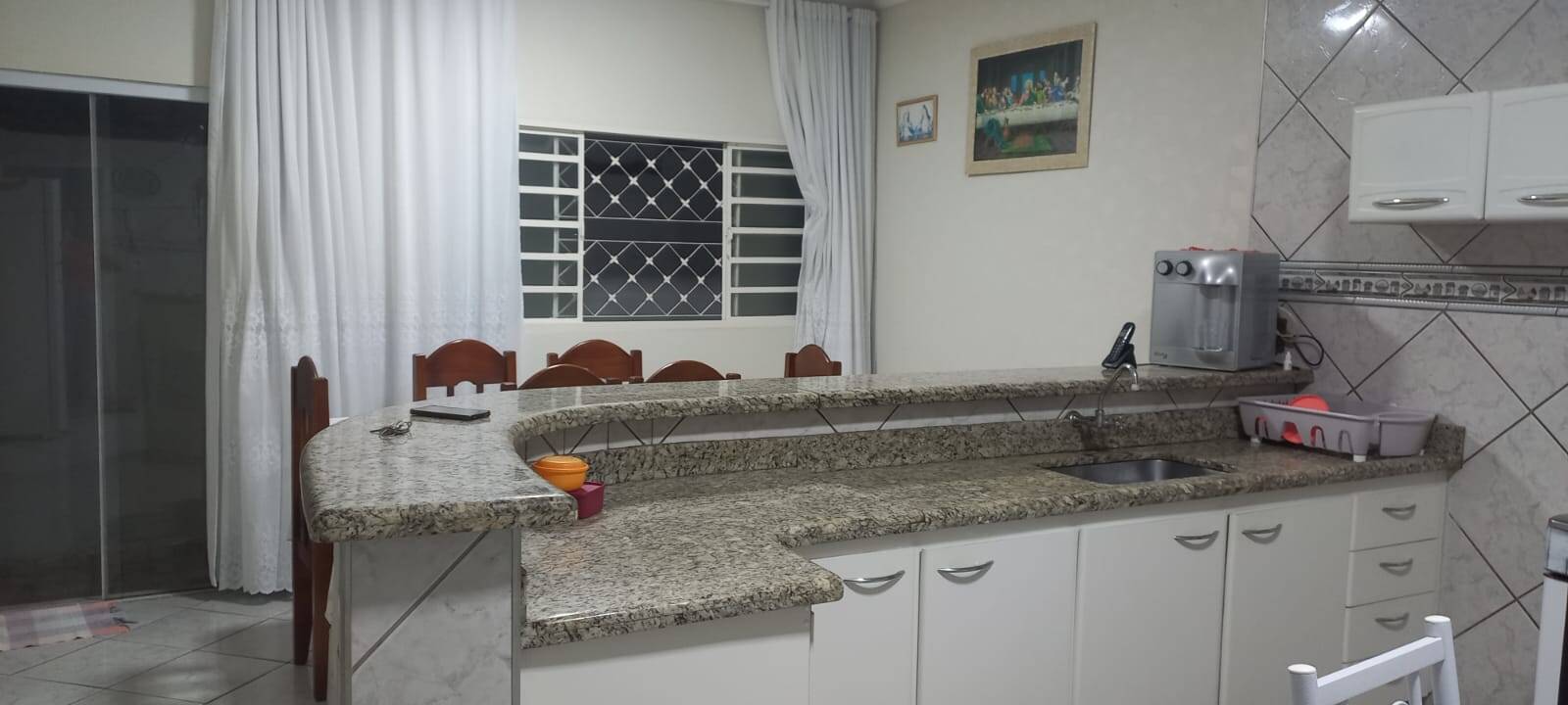 Casa à venda com 3 quartos, 155m² - Foto 1