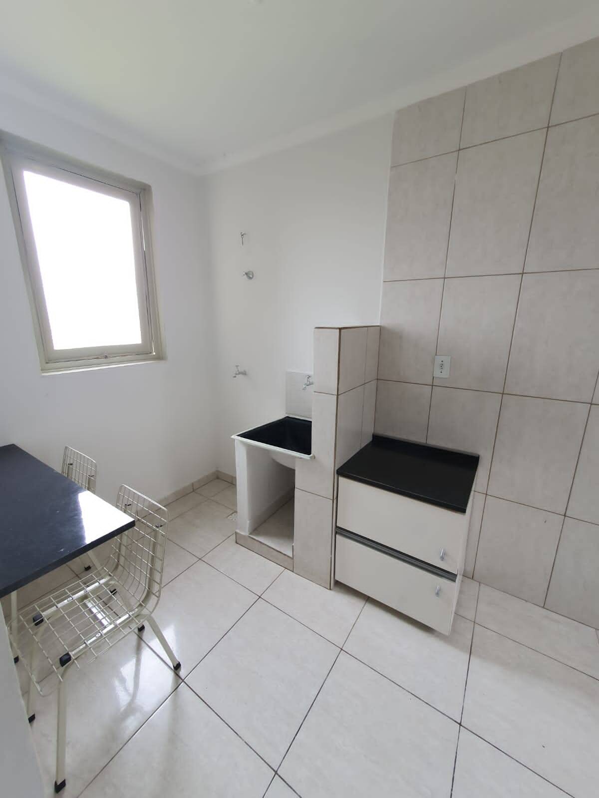 Apartamento à venda com 2 quartos, 50m² - Foto 3