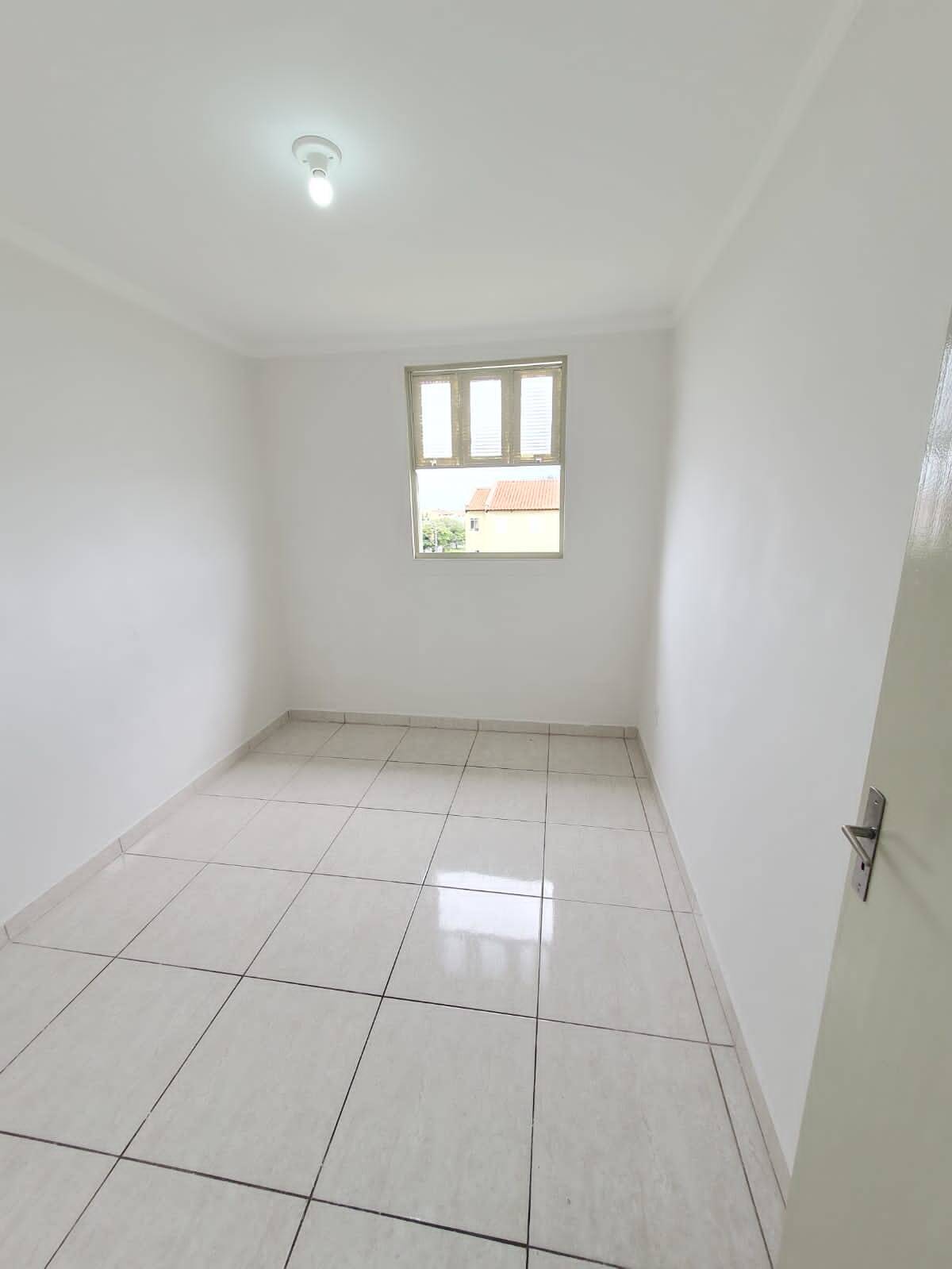 Apartamento à venda com 2 quartos, 50m² - Foto 2