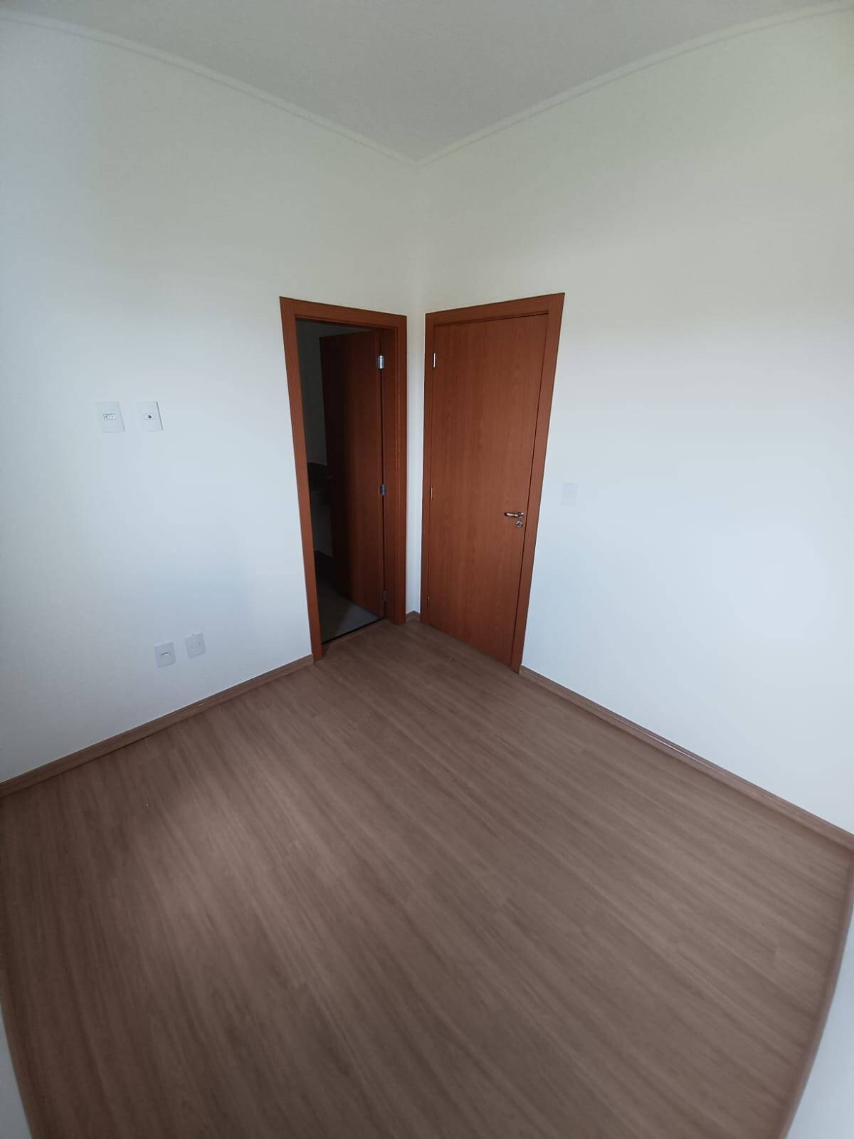 Apartamento à venda com 2 quartos, 70m² - Foto 10