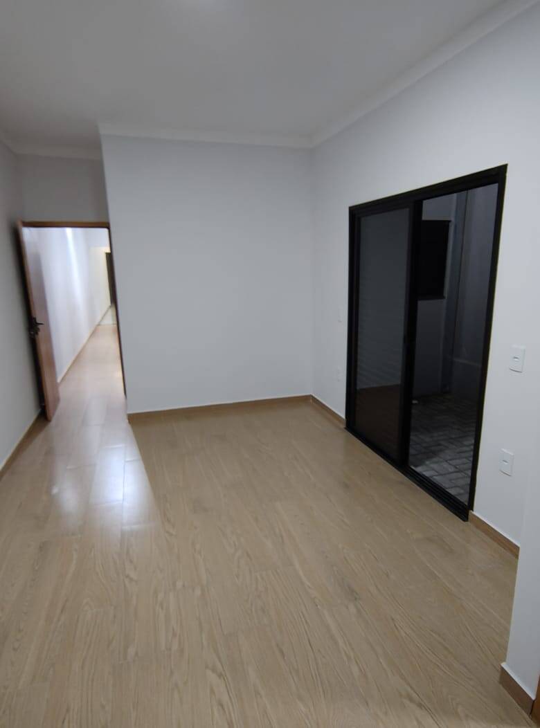 Casa à venda com 3 quartos, 88m² - Foto 3