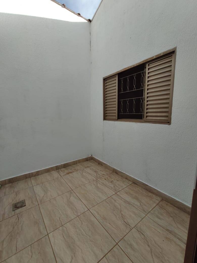 Casa à venda com 3 quartos, 186m² - Foto 7