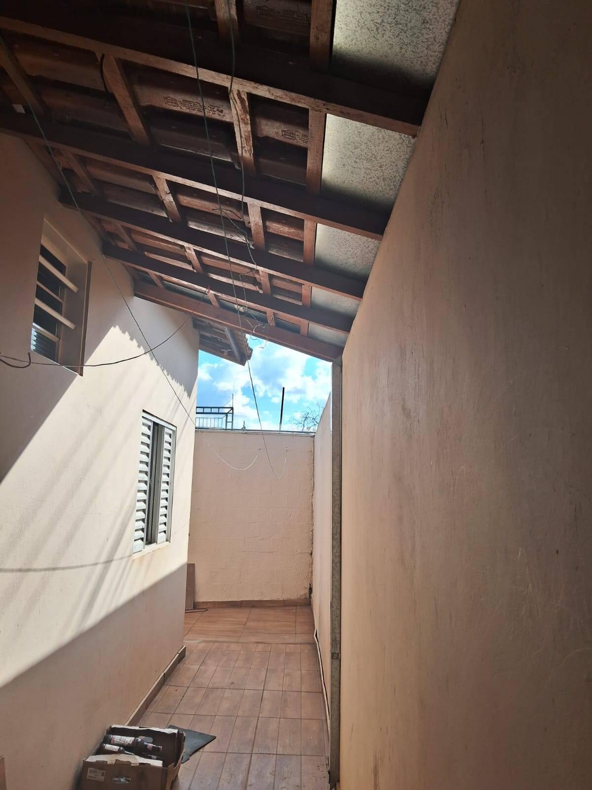 Casa de Condomínio à venda com 2 quartos, 70m² - Foto 2