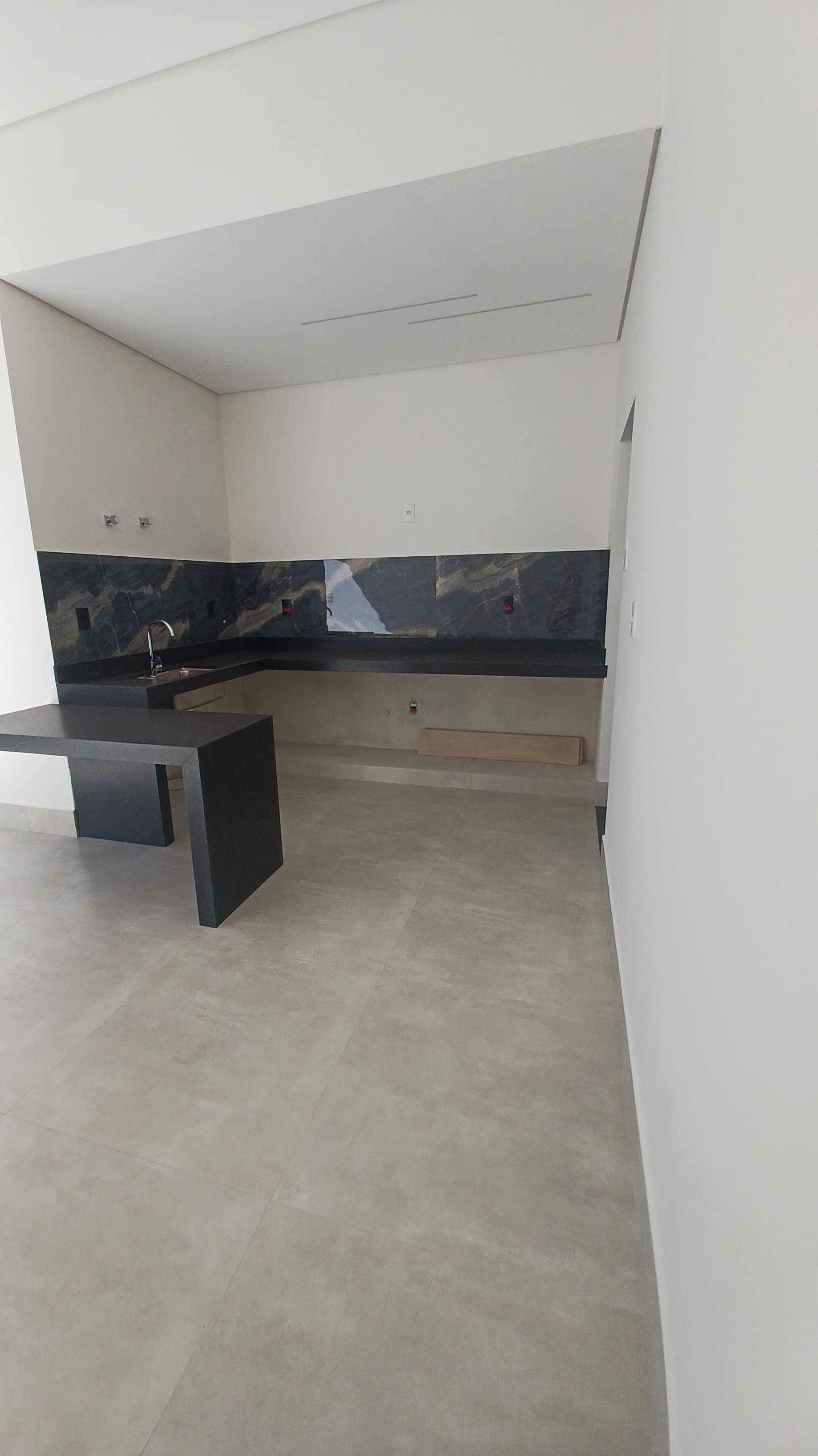 Casa à venda com 3 quartos, 124m² - Foto 12