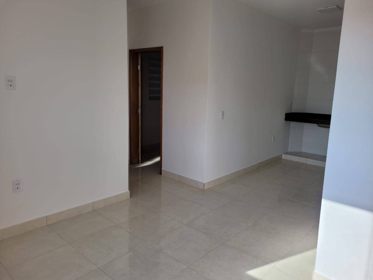 Apartamento à venda com 2 quartos, 60m² - Foto 1