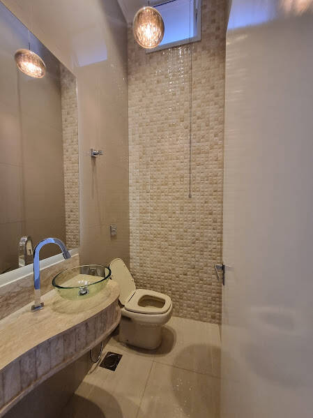 Casa à venda com 3 quartos, 184m² - Foto 4