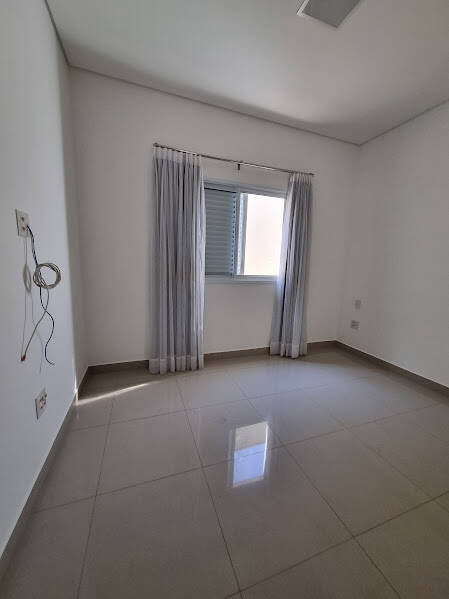 Casa à venda com 3 quartos, 184m² - Foto 8