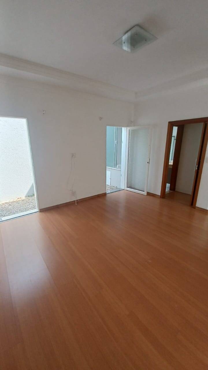 Casa à venda com 3 quartos, 268m² - Foto 13