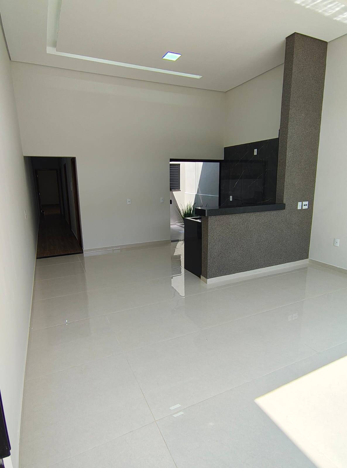 Casa à venda com 3 quartos, 88m² - Foto 5