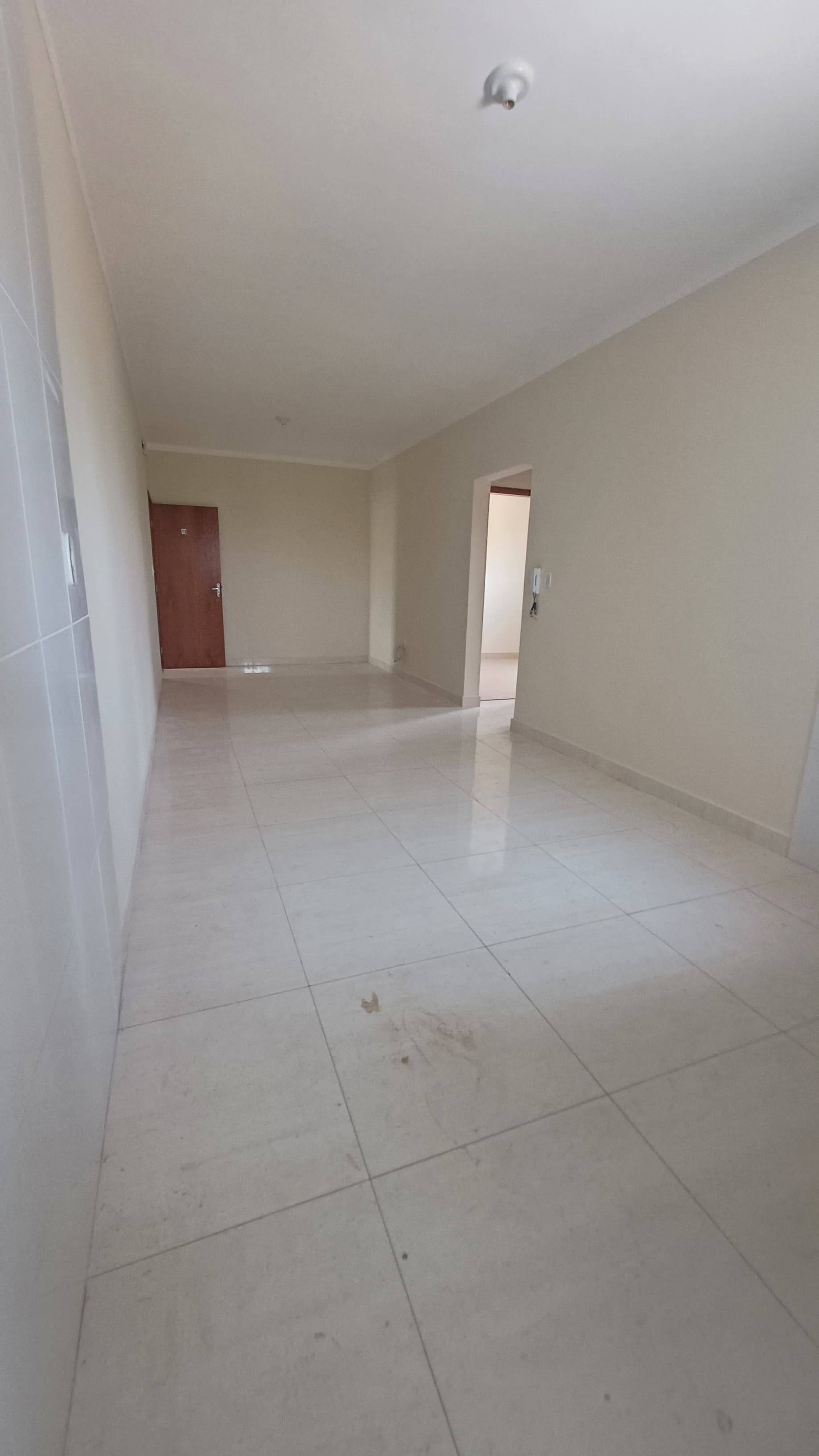 Apartamento à venda com 2 quartos, 62m² - Foto 1