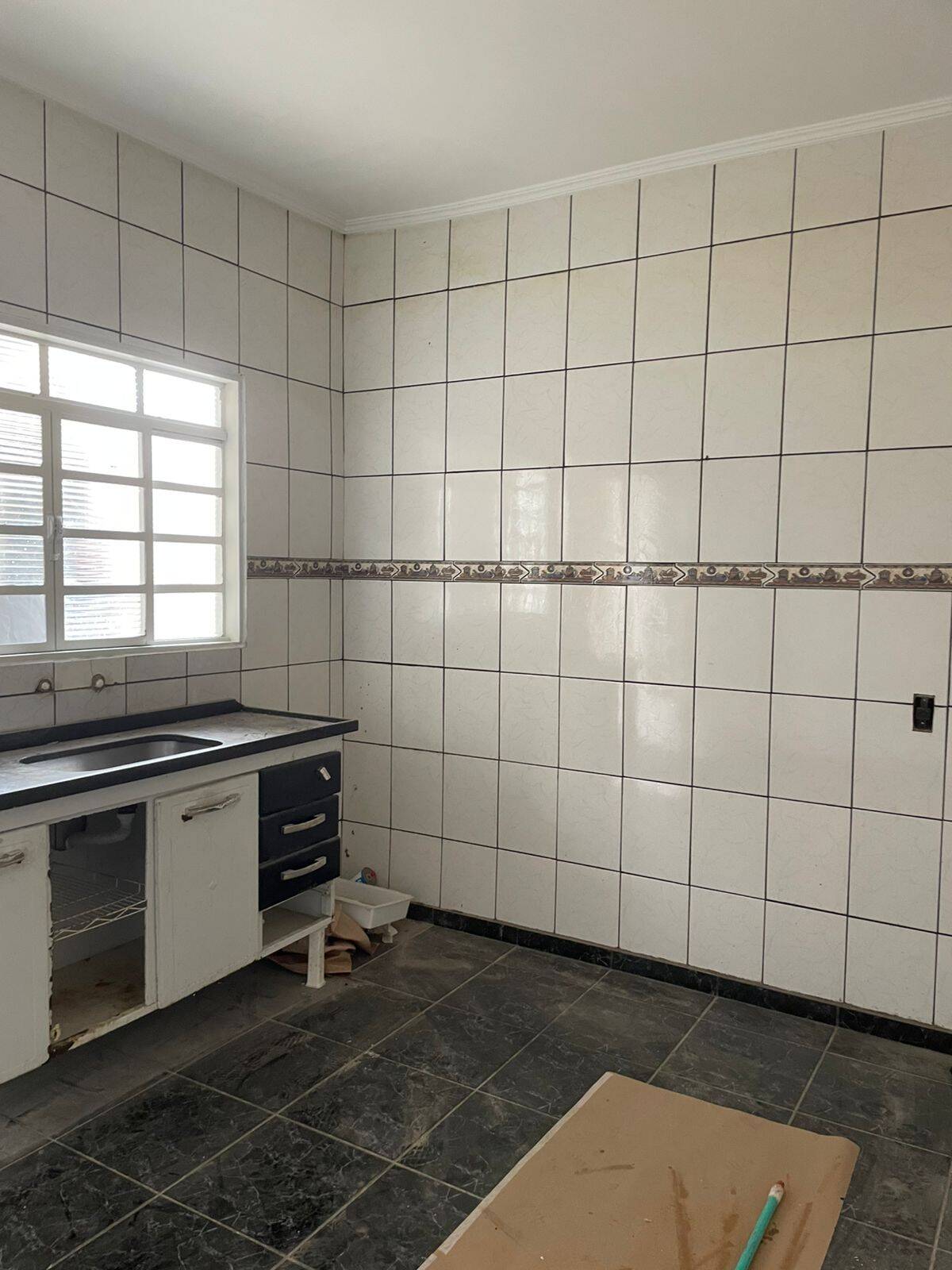 Casa à venda com 3 quartos, 200m² - Foto 10