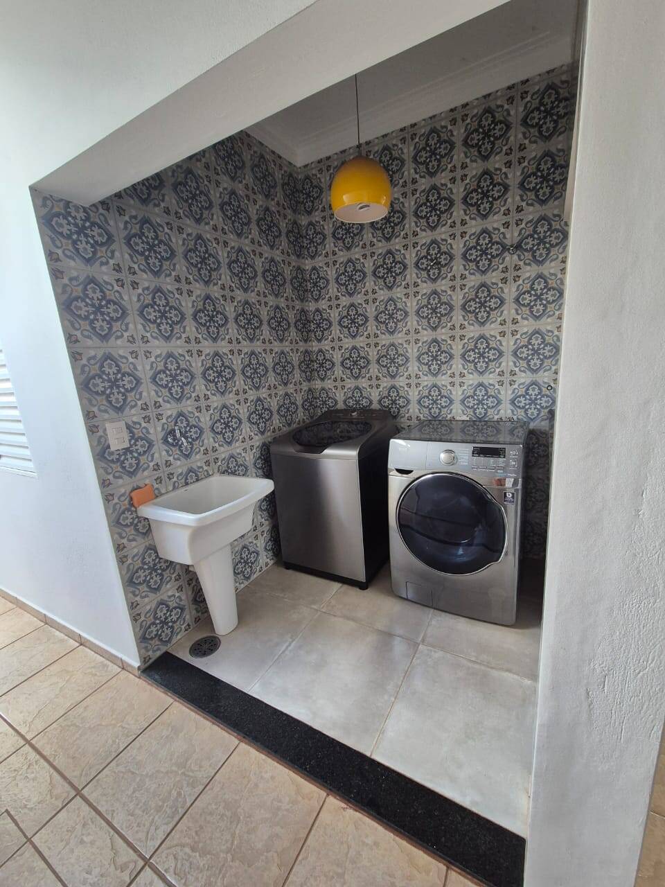 Casa à venda com 3 quartos, 201m² - Foto 13