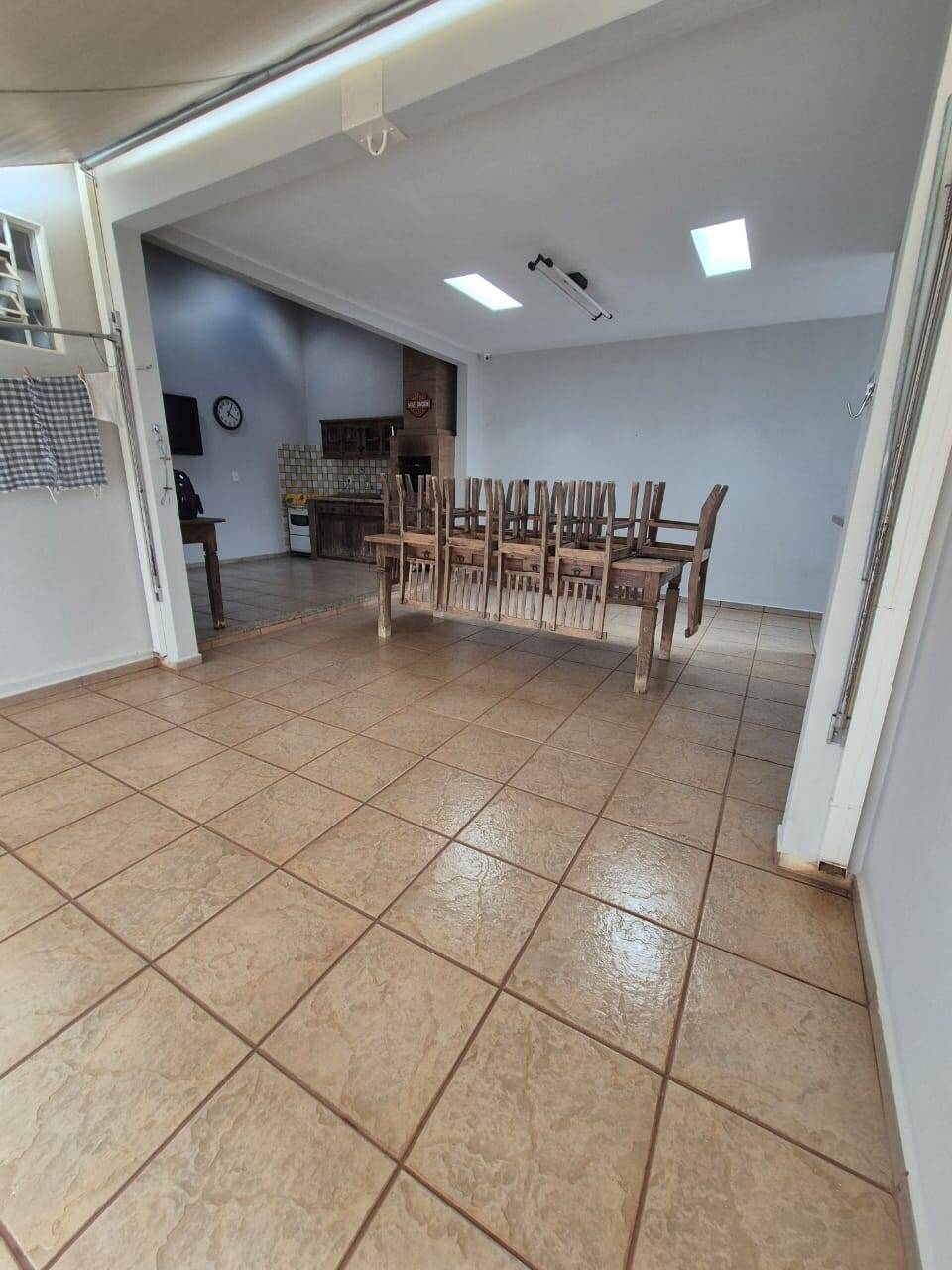 Casa à venda com 3 quartos, 201m² - Foto 11