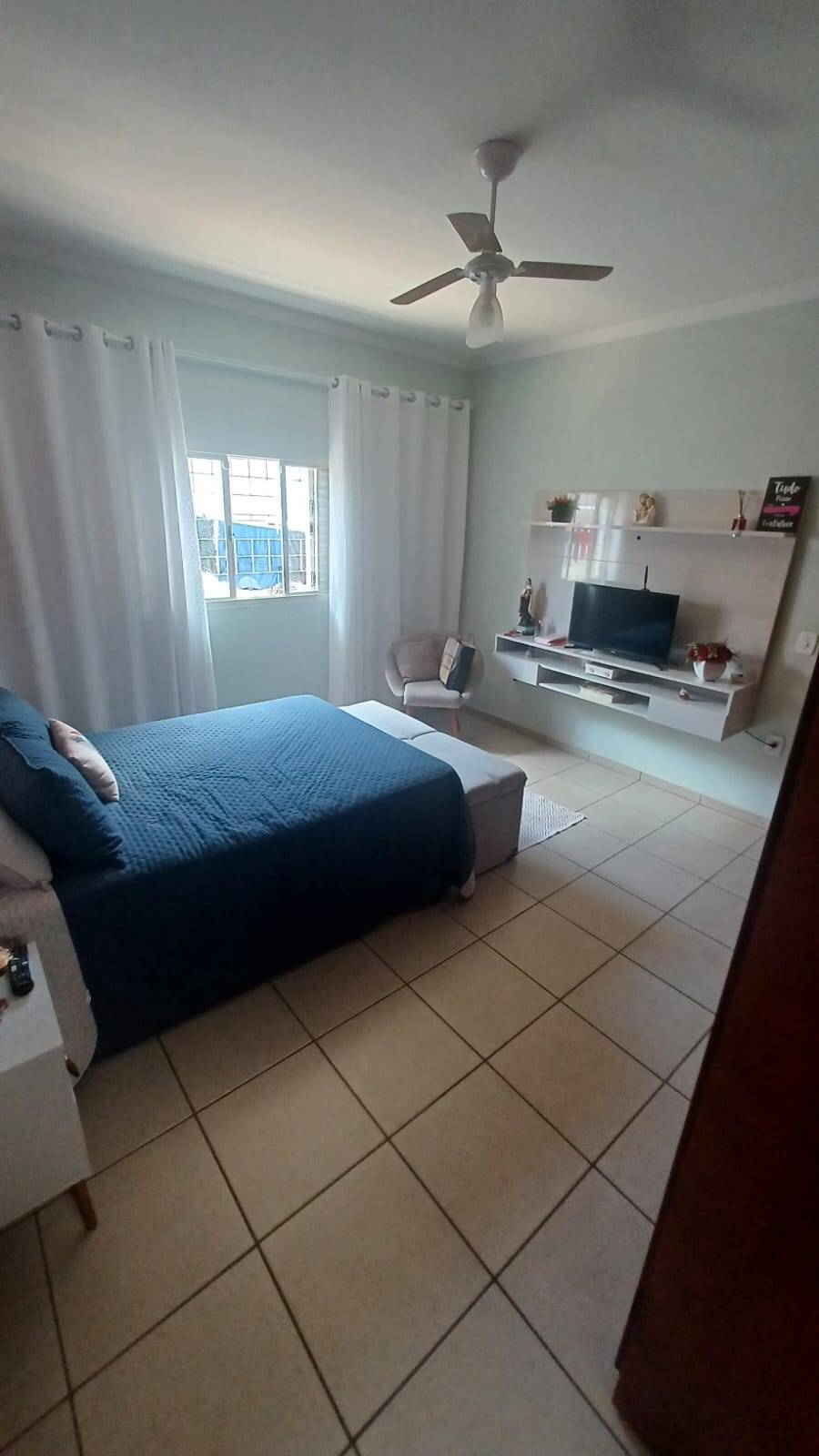 Casa à venda com 3 quartos, 145m² - Foto 2