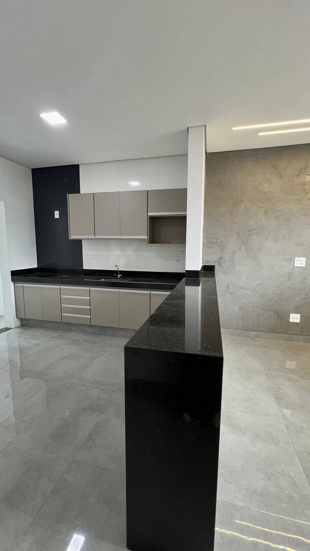 Apartamento à venda com 3 quartos, 86m² - Foto 6