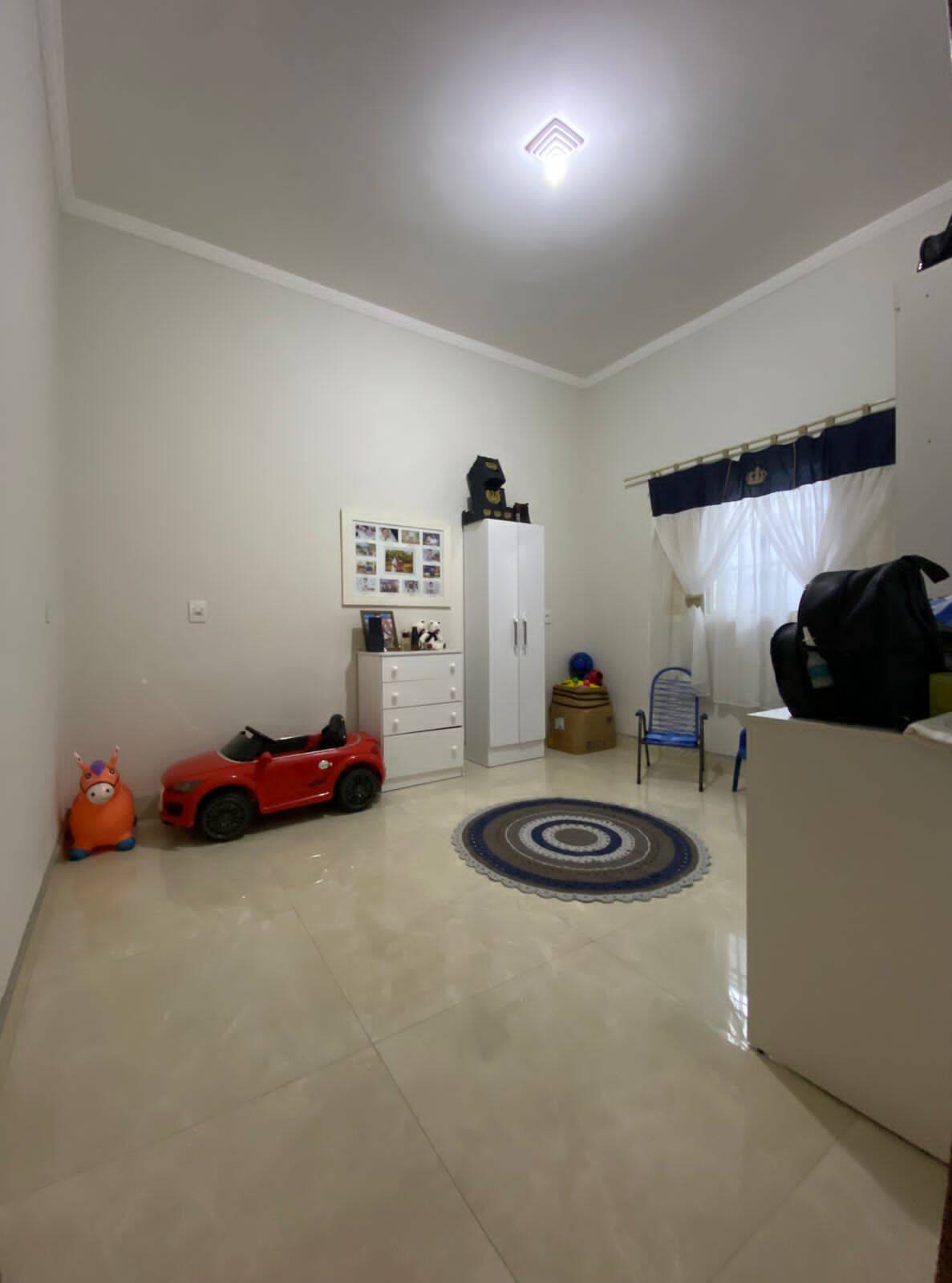 Casa à venda com 3 quartos, 93m² - Foto 11