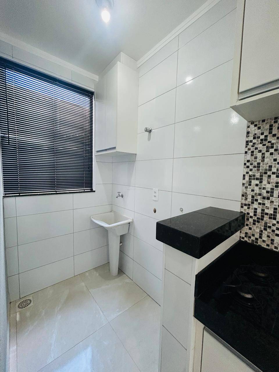 Apartamento à venda com 2 quartos, 67m² - Foto 3