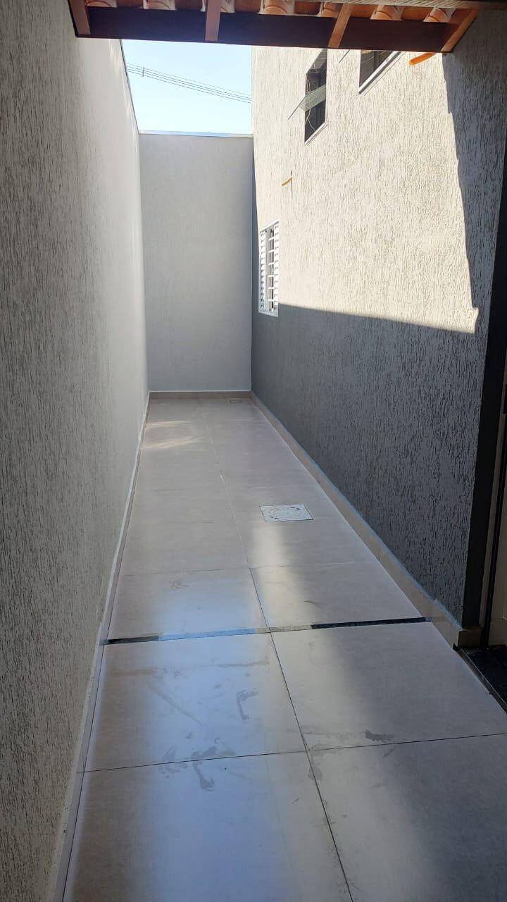 Casa à venda com 3 quartos, 96m² - Foto 9