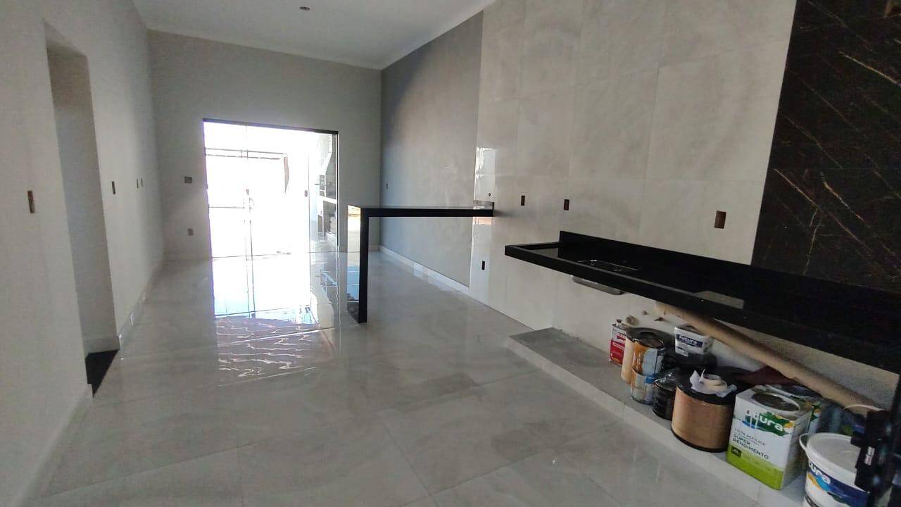 Casa à venda com 3 quartos, 96m² - Foto 14