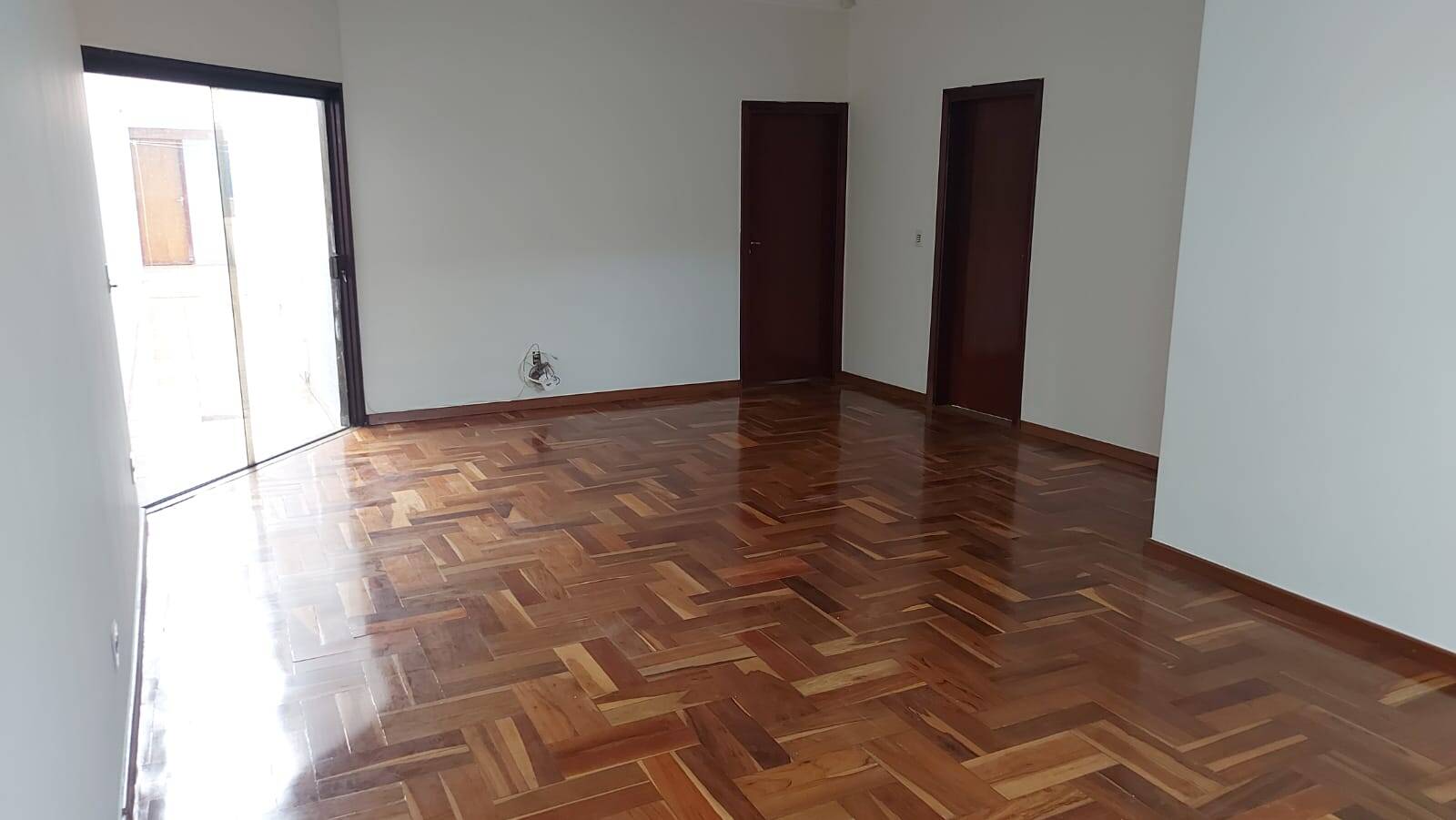 Casa à venda, 250m² - Foto 1